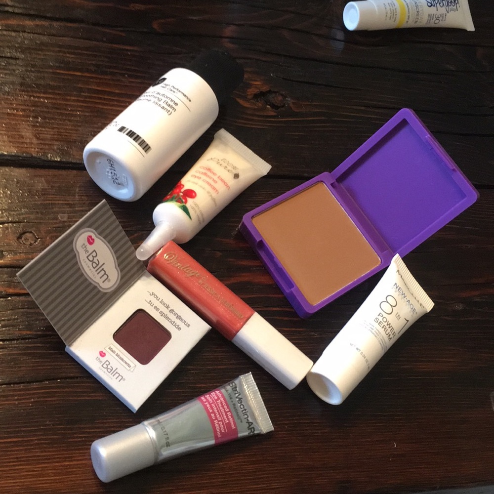 3 for $20....Makeup bundle with bag